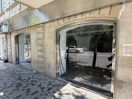 Obyekt - 28 May m. - 416 m²
