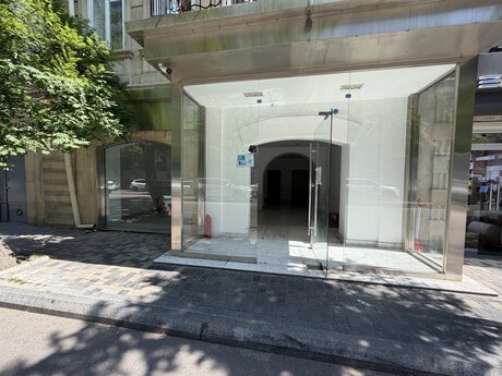 Obyekt - 28 May m. - 416 m²