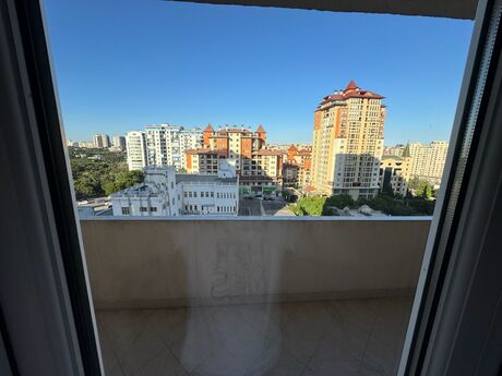 Nərimanovda 4 otaqlı yeni tikili mənzil kirayə verilir, 200 m², 1 300 AZN/ay, şəkil 5 / 12