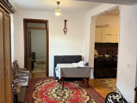6 otaqlı həyət evi/bağ evi - Biləcəri q. - 225 m²