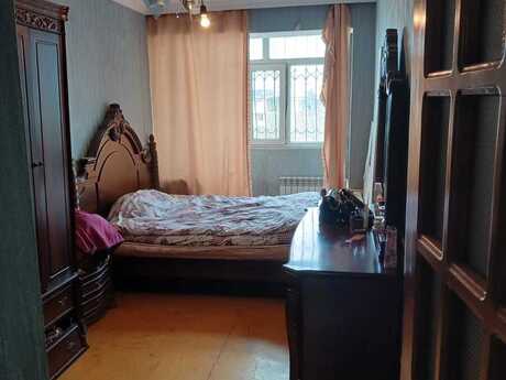 3 otaqlı köhnə tikili - Qaraçuxur q. - 70 m²