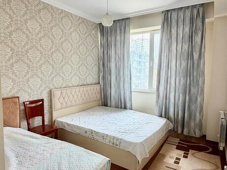 2 otaqlı köhnə tikili - 20 Yanvar m. - 77 m²