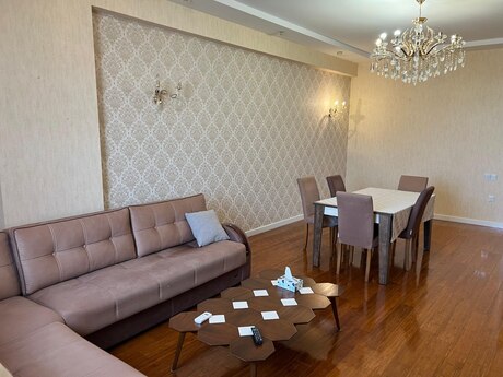 4 otaqlı yeni tikili - 28 May m. - 173 m²