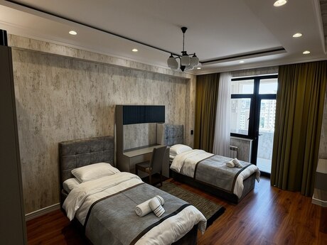 Elan №6210611 - Bakı, Gənclik m., 3 otaqlı, 120 m², 9/18 mərtəbə