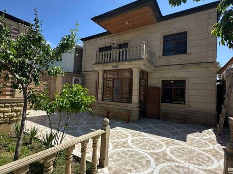 5 otaqlı həyət evi/bağ evi - Bülbülə q. - 300 m²