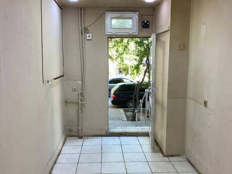 Obyekt - Elmlər Akademiyası m. - 10.5 m²