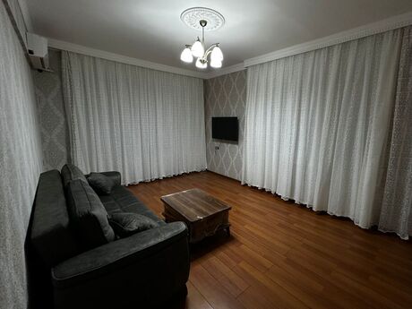 Elan №6210721 - Bakı, Şah İsmayıl Xətai m., 2 otaqlı, 65 m², 11/18 mərtəbə