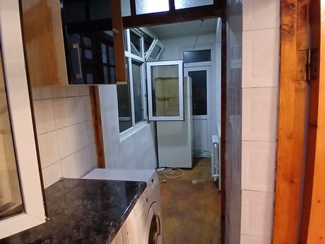 3 otaqlı köhnə tikili - Əhmədli m. - 70 m²