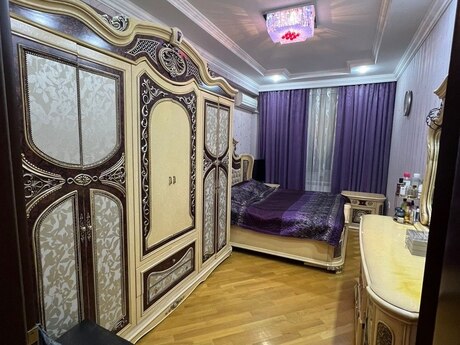 4-комнатная квартира, 140 м², İnşaatçılar: 315 000 ₼ 4