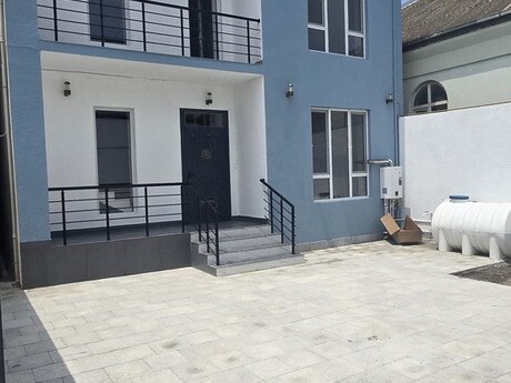 5-комн. дом/дача - пос. Бина - 150 м²