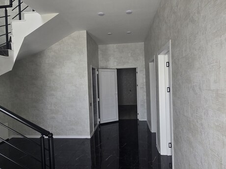 5-комн. дом/дача - пос. Бина - 150 м²