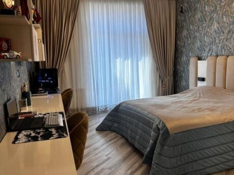 4 otaqlı yeni tikili - Ağ şəhər q. - 187 m²