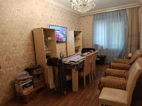 3 otaqlı köhnə tikili - Əhmədli m. - 95 m²