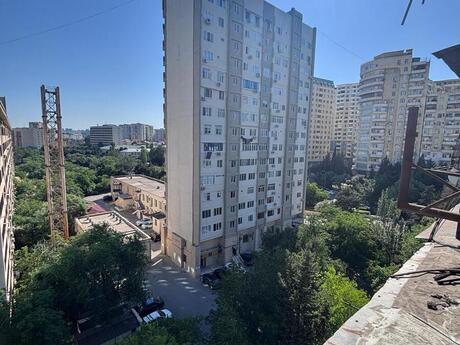 Azadlıq Prospekti m.