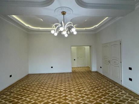 10 otaqlı həyət evi, 550 m², Elmlər Akademiyası: 5 000 000 ₼ 5
