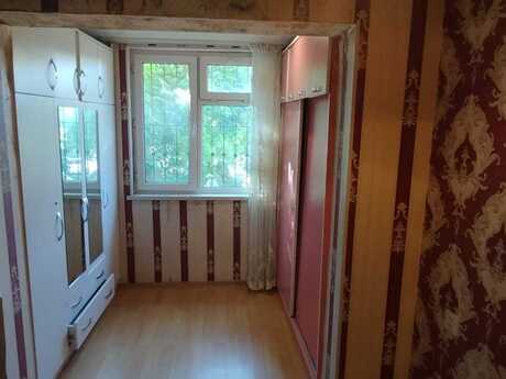 3 otaqlı köhnə tikili - Neftçilər m. - 65 m²