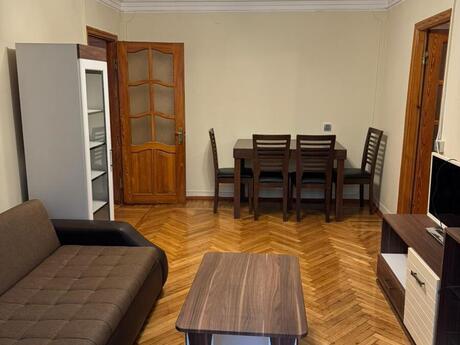 Elan №6211261 - Bakı, Elmlər Akademiyası m., 2 otaqlı, 53 m², 2/3 mərtəbə