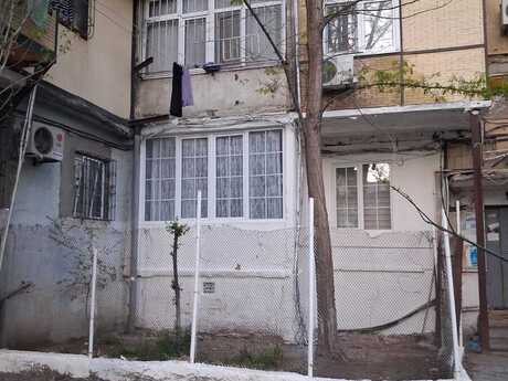 Elmlər Akademiyası m.