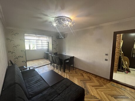 Elan №6211307 - Bakı, Yasamal r., 2 otaqlı, 65 m², 2/5 mərtəbə