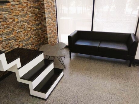 Obyekt - Elmlər Akademiyası m. - 66 m²