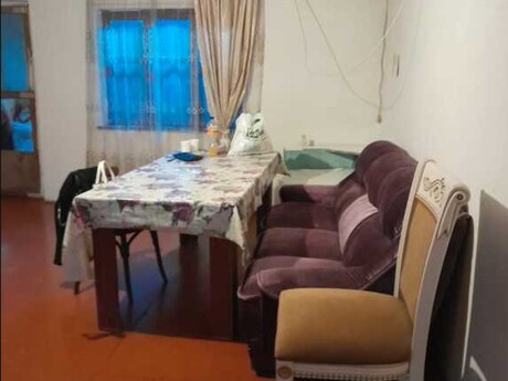 3 otaqlı həyət evi/bağ evi - M.Ə.Rəsulzadə q. - 100 m²