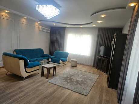 Kirayə 3 otaqlı mənzil, 80 m², 28 May: 1 300 ₼/ay 3