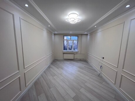 4-room old-build apartment for sale in Xalqlar Dostluğu, 110 m², 249 000 AZN, photo 2 / 12