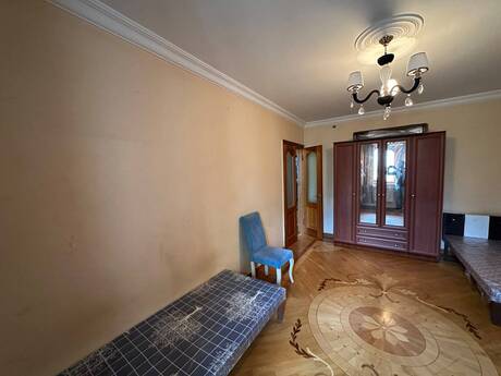 3 otaqlı köhnə tikili - Xalqlar Dostluğu m. - 80 m²