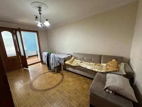 3 otaqlı köhnə tikili - Xalqlar Dostluğu m. - 80 m²