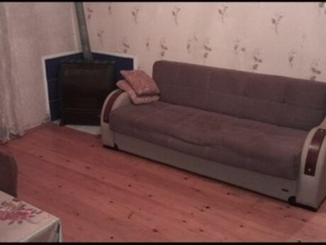 3 otaqlı həyət evi/bağ evi - Keşlə q. - 60 m²