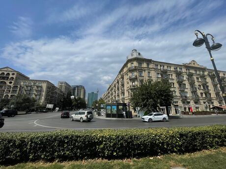 1 otaqlı köhnə tikili - Nizami m. - 35 m²