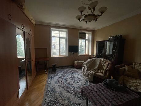 1 otaqlı köhnə tikili - Nizami m. - 35 m²