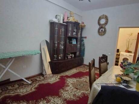 Elan №6211699 - Bakı, Lökbatan q., 3 otaqlı, 70 m², 6/12 mərtəbə