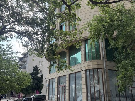 Obyekt - Elmlər Akademiyası m. - 1200 m²
