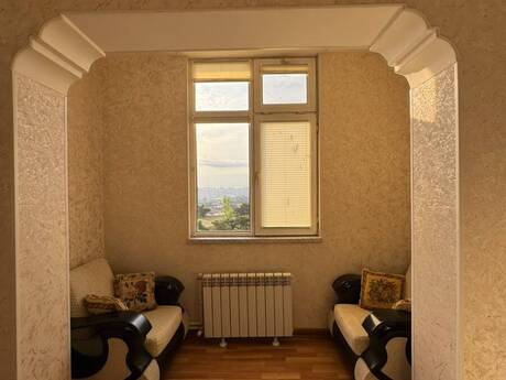 2 otaqlı köhnə tikili - Memar Əcəmi m. - 70 m²