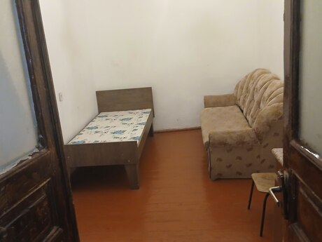 3 otaqlı köhnə tikili - Nizami m. - 60 m²