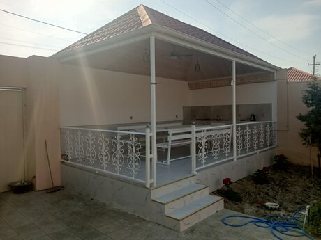 3 otaqlı həyət evi/bağ evi - Pirşağı q. - 100 m²