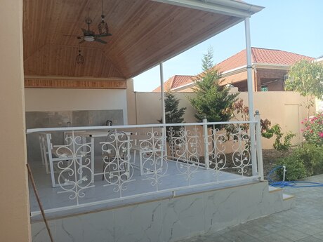 3 otaqlı həyət evi/bağ evi - Pirşağı q. - 100 m²
