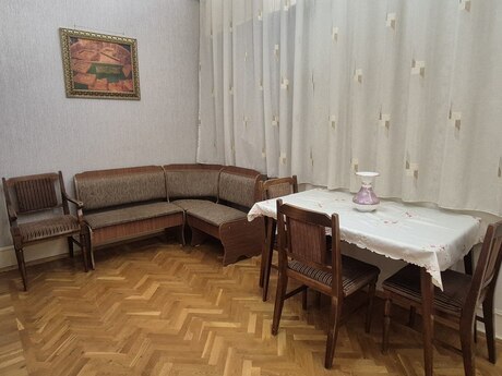 3 otaqlı köhnə tikili - Sahil m. - 60 m²