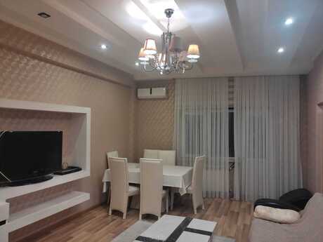 Аренда: 3-комнатная квартира, 95 м², İnşaatçılar: 850 ₼/мес 5