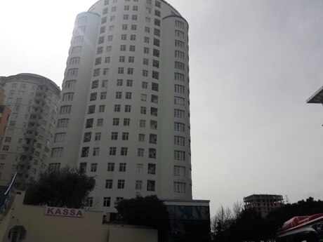 Elan №6212114 - Bakı, Sahil m., 5 otaqlı, 225 m², 15/18 mərtəbə