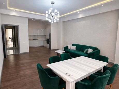 2 otaqlı yeni tikili - 28 May m. - 85 m²