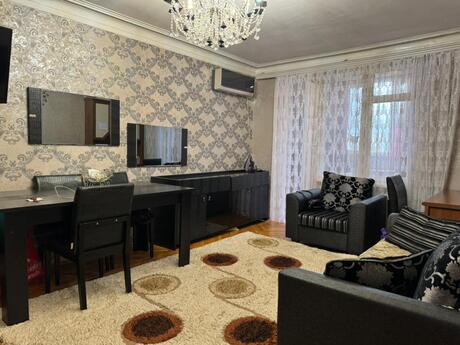 3-комн. вторичка - м. Низами - 50 м²