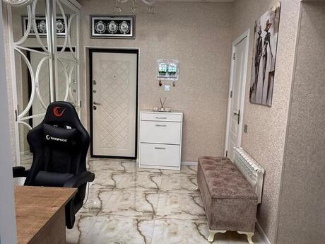 Продаётся 3-комнатная квартира в новостройке, Həzi Aslanov, 91 м², 225 000 AZN, фото 5 / 10