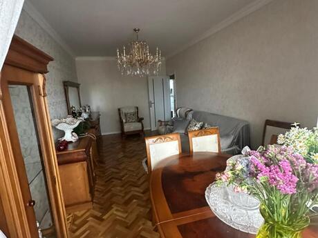 Elan №6212309 - Bakı, Nəsimi r., 3 otaqlı, 70 m², 5/5 mərtəbə