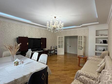 3-room apartment, 135 m², Gənclik: 338 000 ₼ 2
