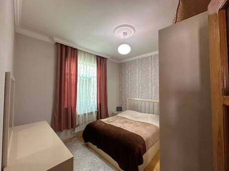 5 otaqlı həyət evi/bağ evi - Abşeron r. - 150 m²