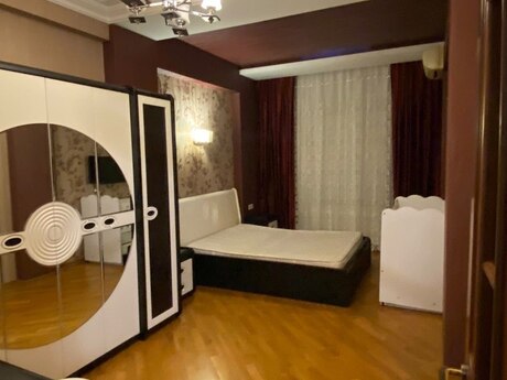 Kirayə 2 otaqlı mənzil, 100 m², Memar Əcəmi: 780 ₼/ay 3
