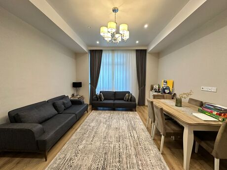 Elan №6212915 - Bakı, Ağ şəhər q., 3 otaqlı, 145 m², 2/4 mərtəbə