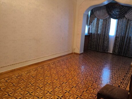 Elan №6212939 - Bakı, Memar Əcəmi m., 4 otaqlı, 90 m², 4/5 mərtəbə